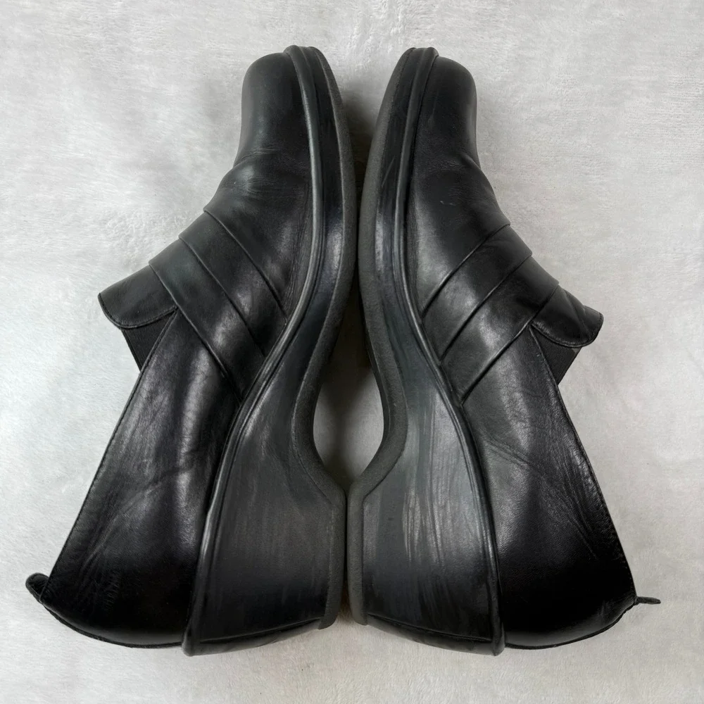 Dansko‎ Black Leather Wedge Loafers Slip On Shoes Made in Portugal Size 42
